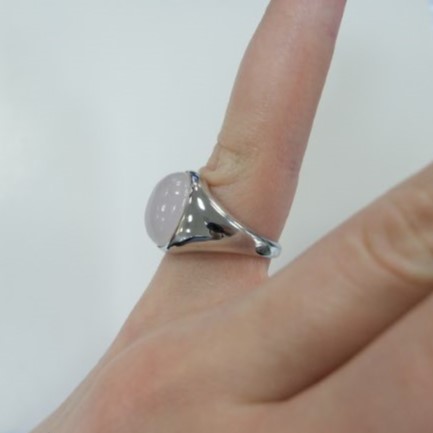 Серебряное кольцо с морганитом